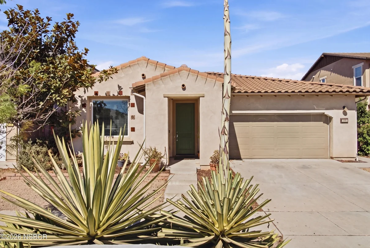 719 W Dante Drive · Santa Maria